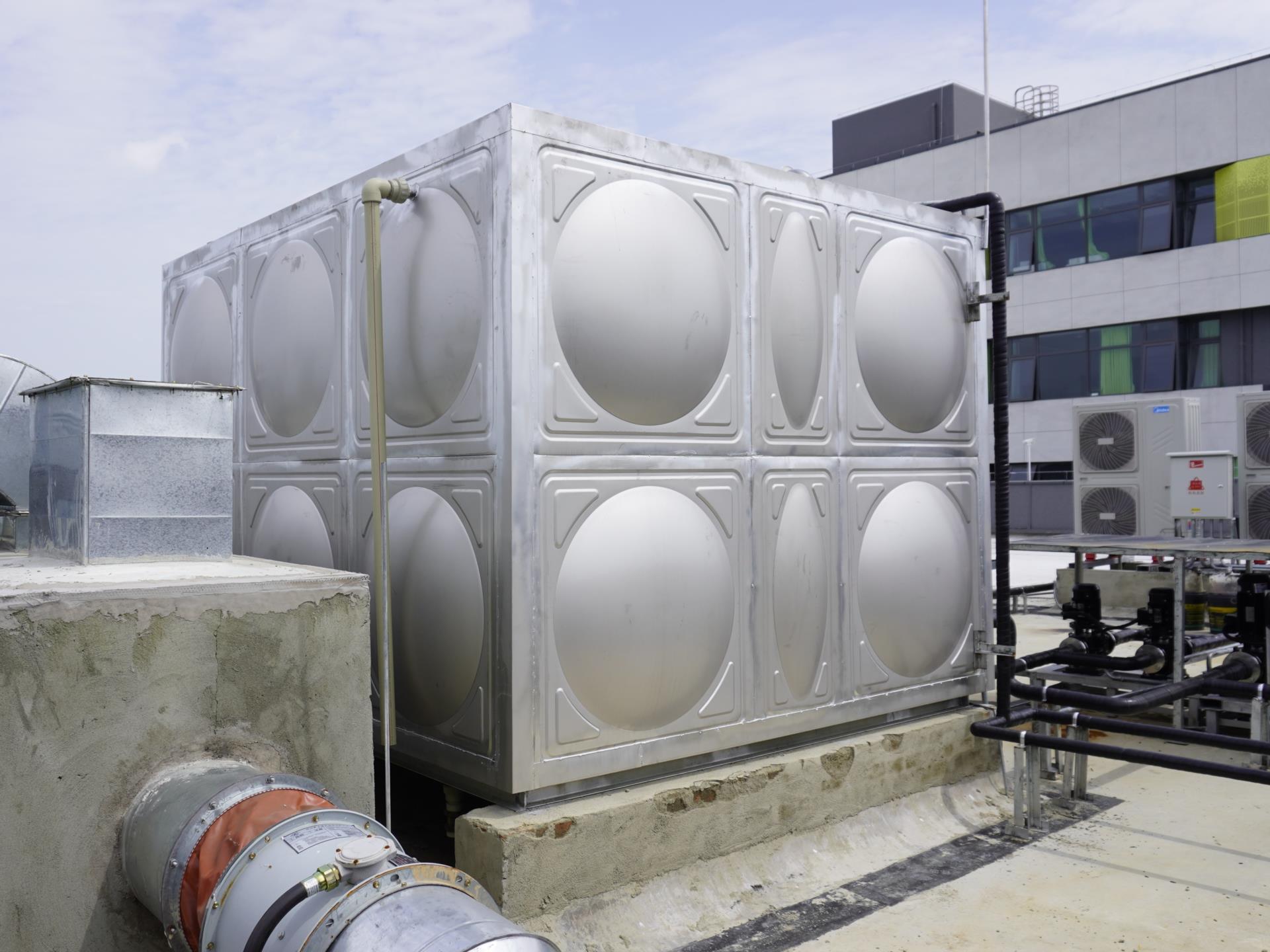 學校不銹鋼生活水箱